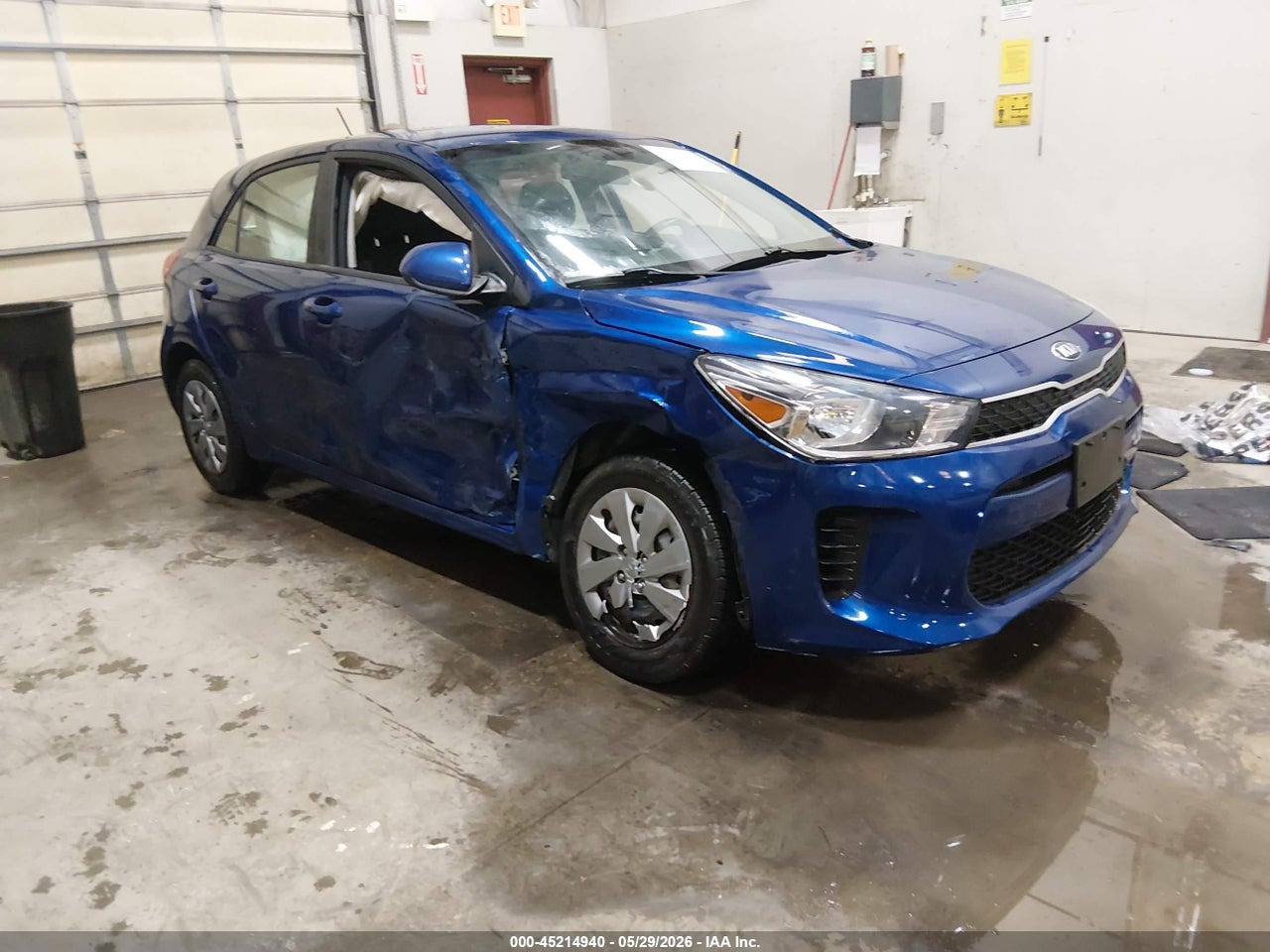 3KPA25AD3LE****** · 2020 KIA RIO 5-DOOR S