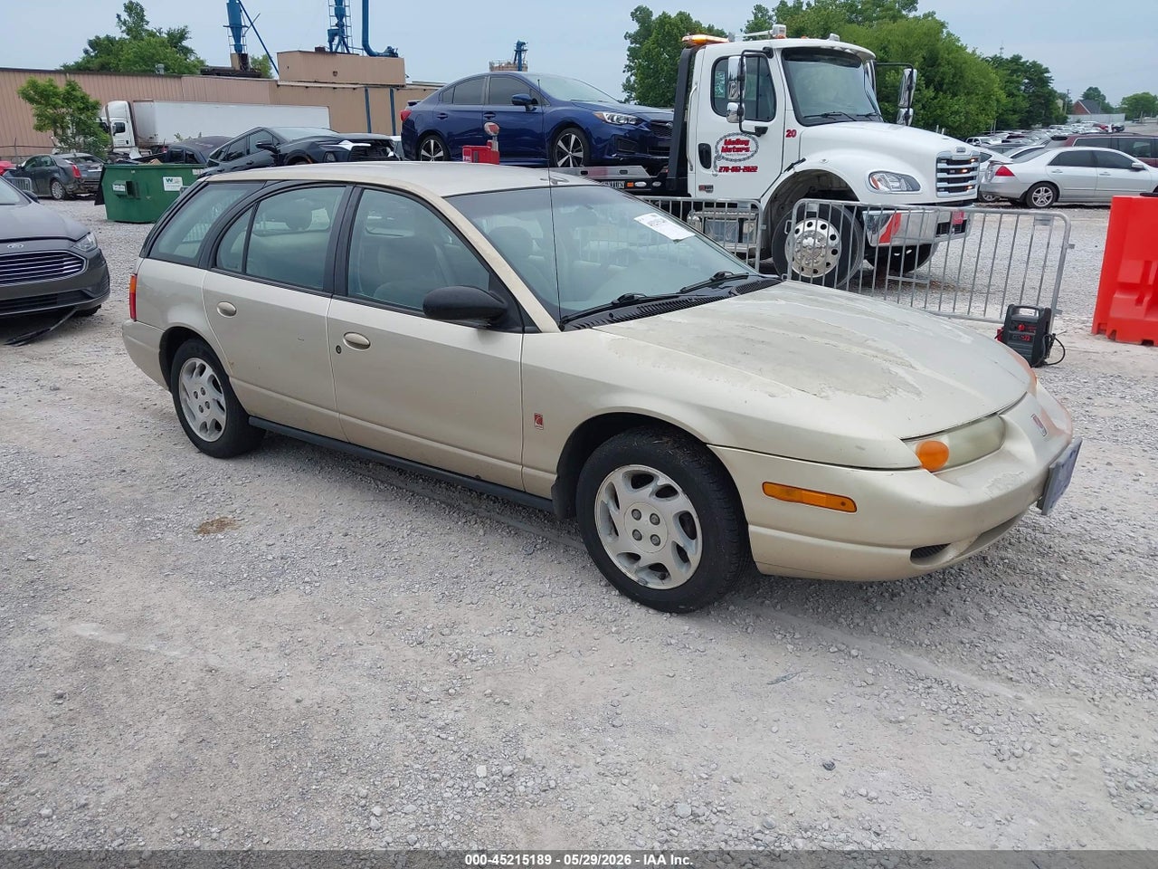 1G8ZJ8279YZ****** · 2000 SATURN SW2