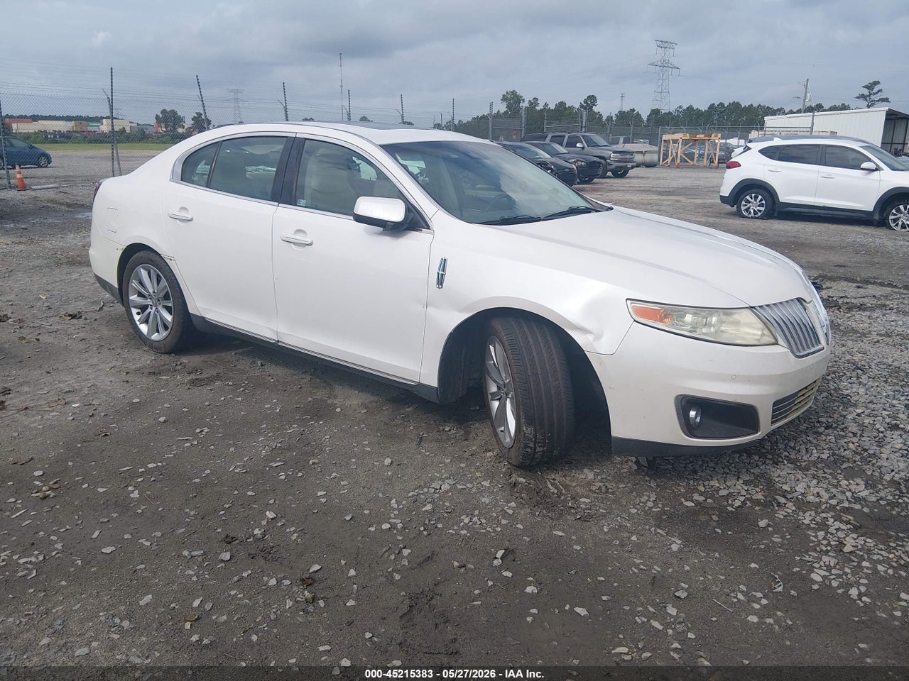 1LNHL9DR3BG****** · 2011 LINCOLN MKS