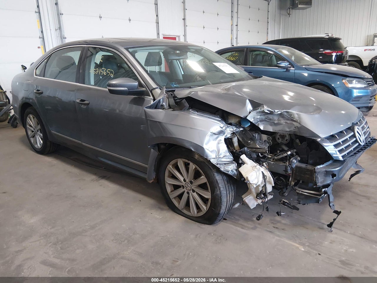 1VWCH7A32DC****** · 2013 VOLKSWAGEN PASSAT 2.5L SEL PREMIUM