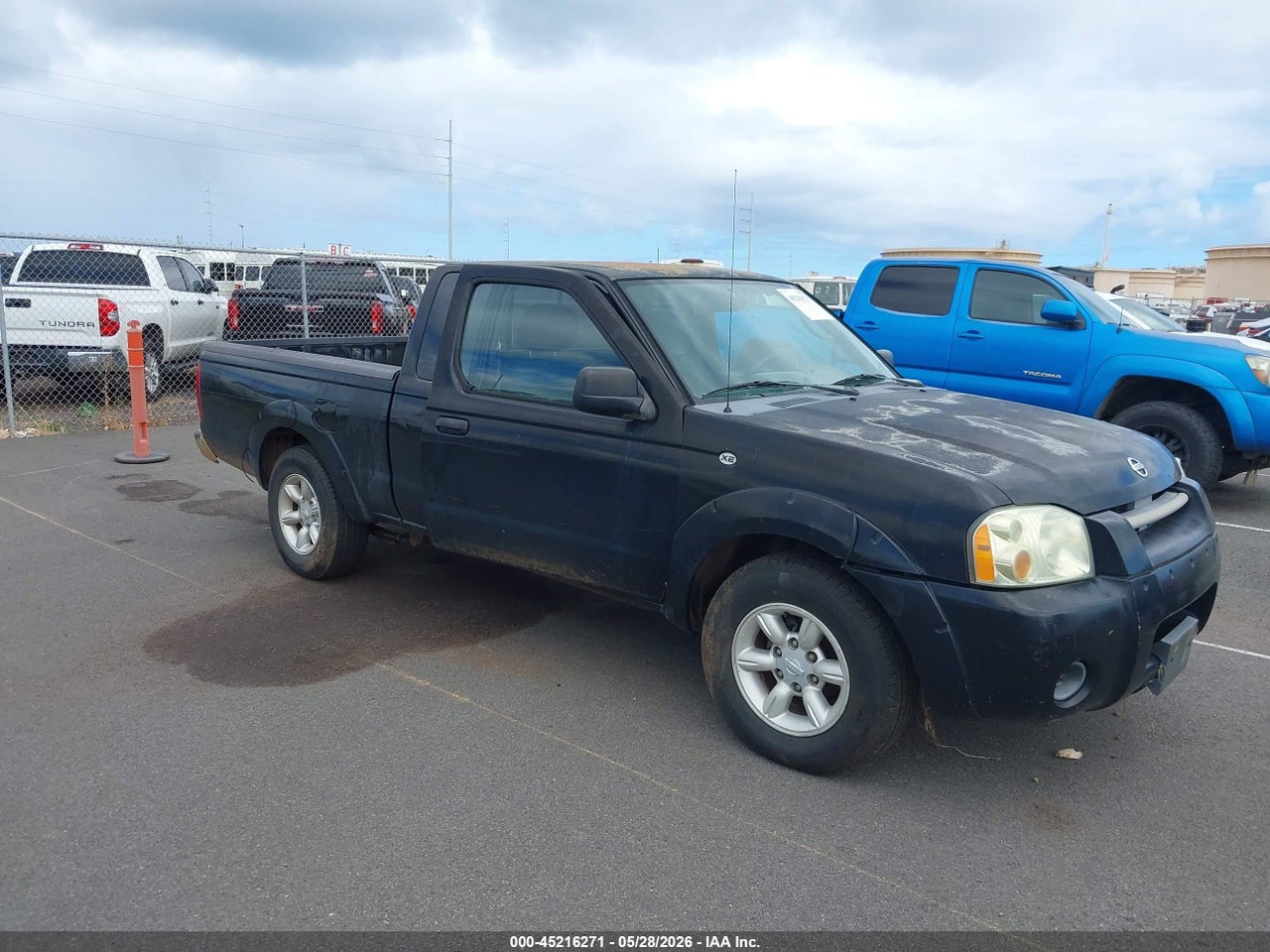 2004 NISSAN FRONTIER XE