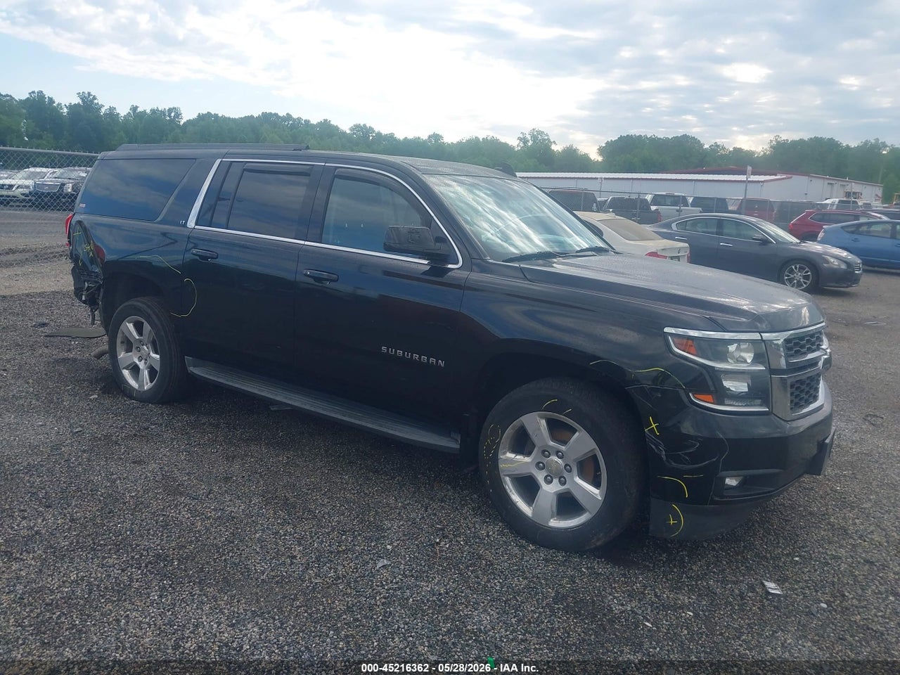 1GNSKHKCXGR****** · 2016 CHEVROLET SUBURBAN LT