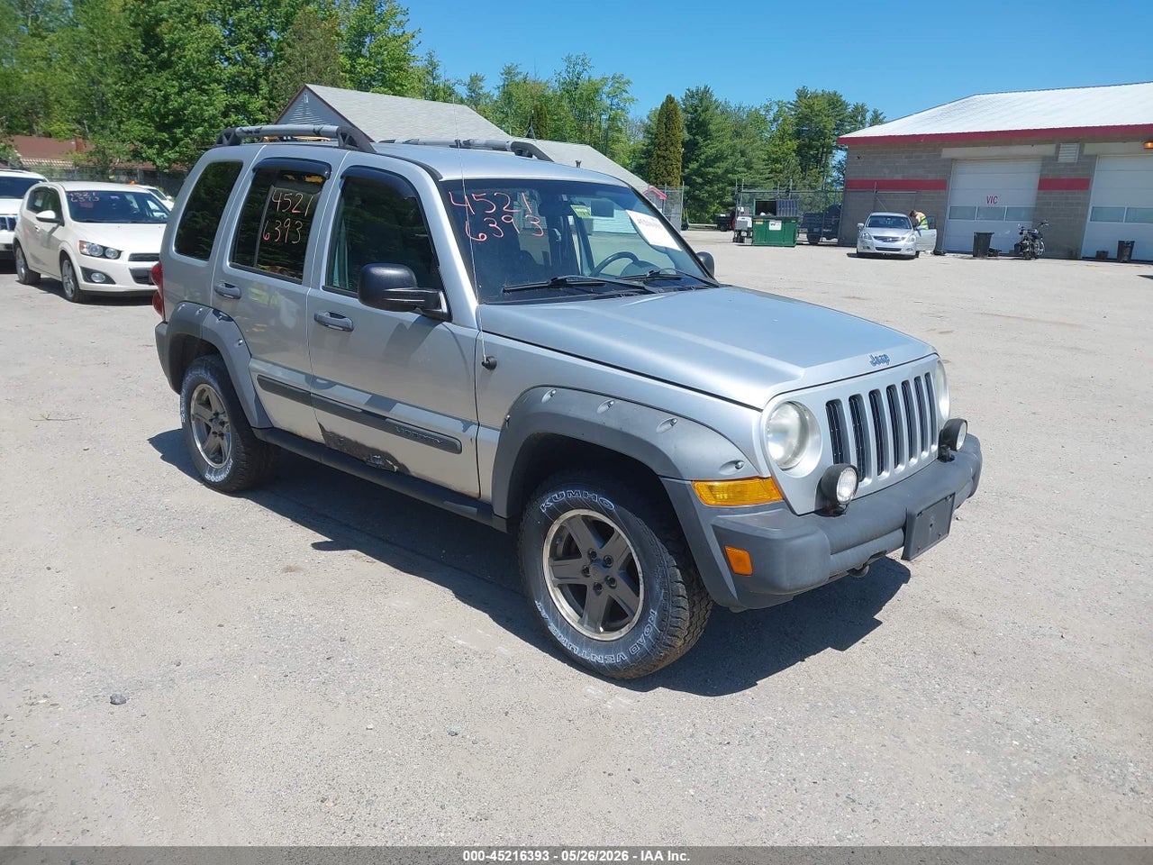 1J4GL38K36W****** · 2006 JEEP LIBERTY RENEGADE
