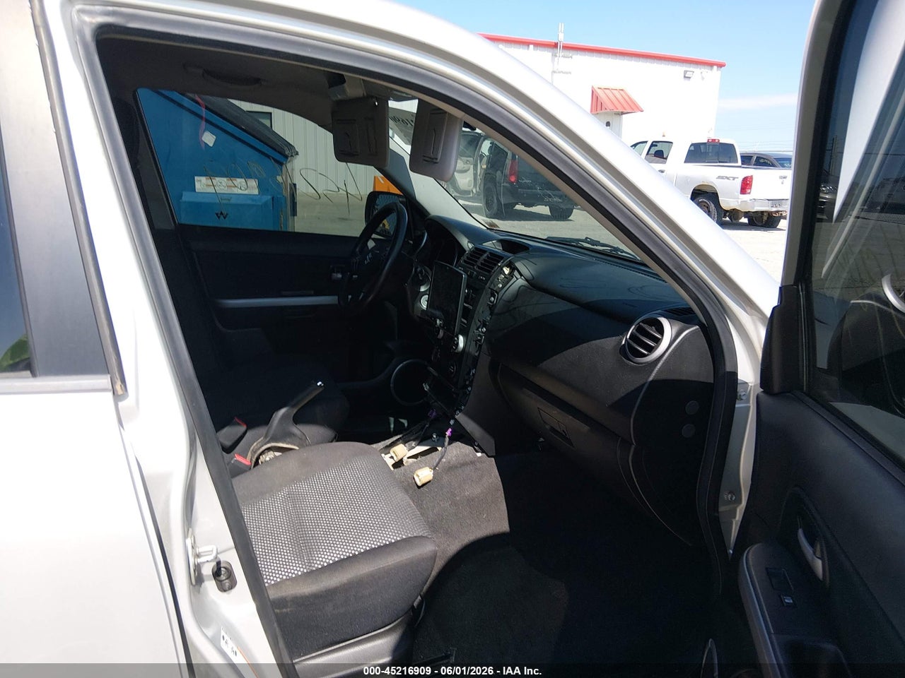 2008 SUZUKI GRAND VITARA   · 5/11