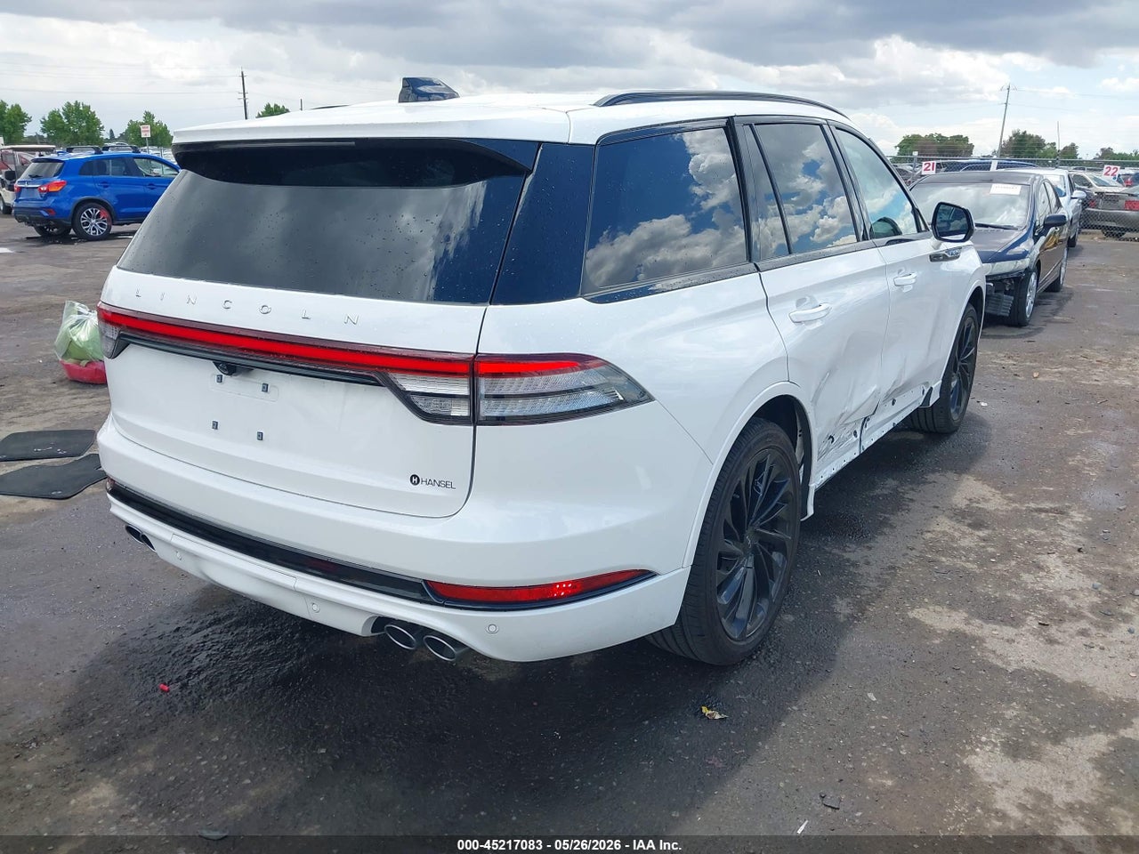 2025 LINCOLN AVIATOR RESERVE · 4/11