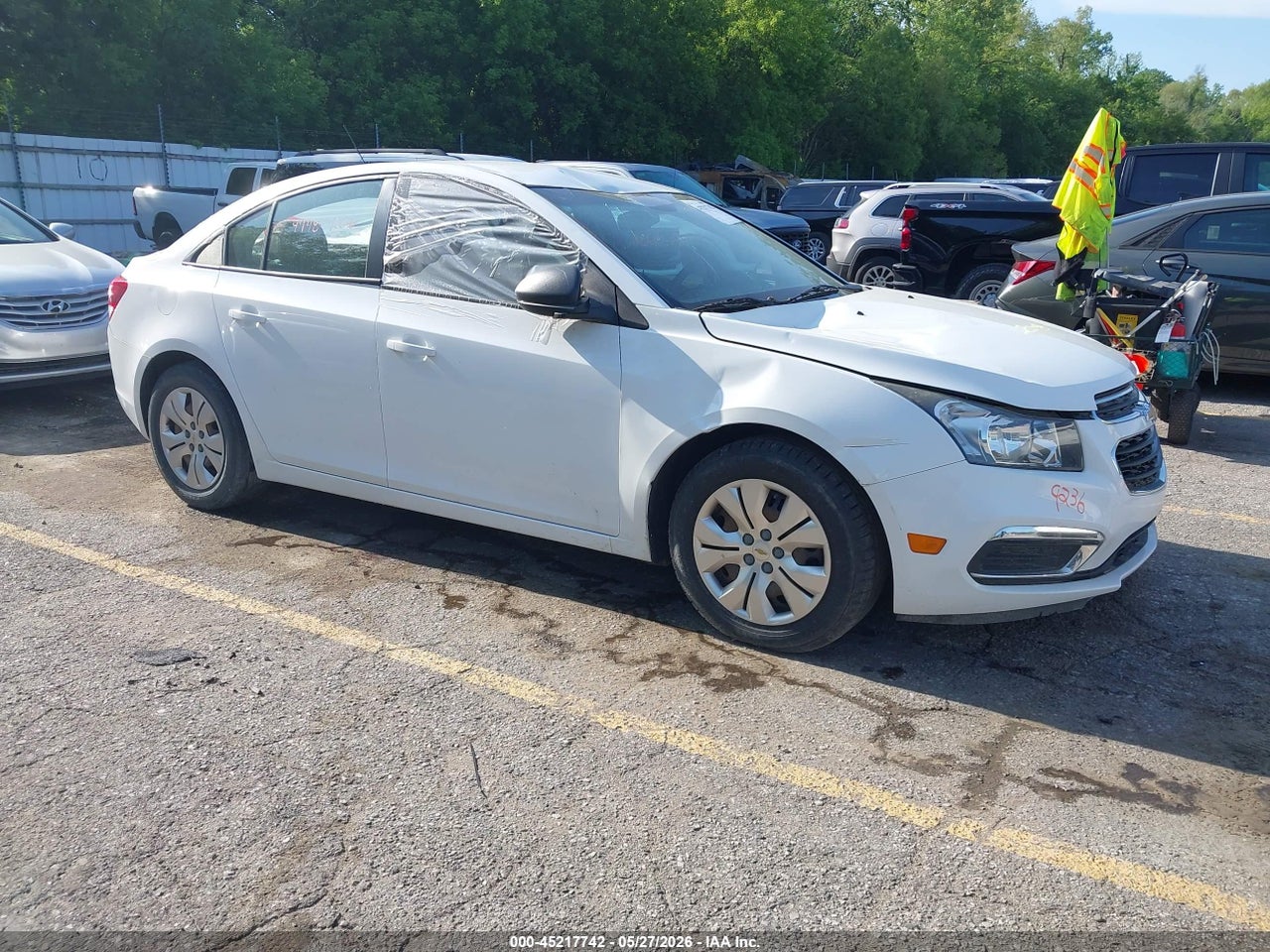 1G1PC5SH7G7****** · 2016 CHEVROLET CRUZE LIMITED LS AUTO