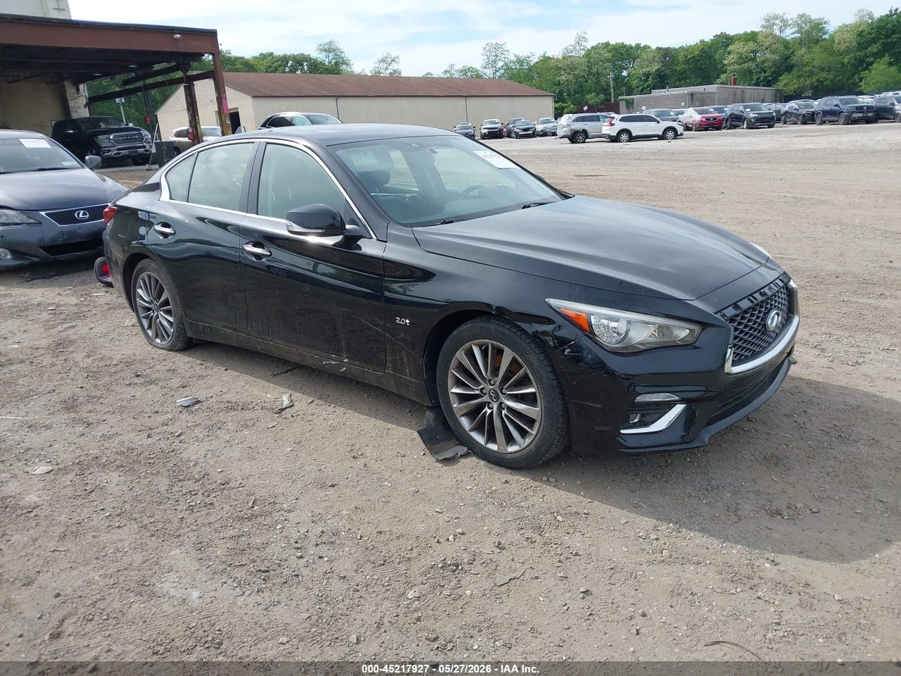 JN1CV7AR7JM****** · 2018 INFINITI Q50 2.0T LUXE