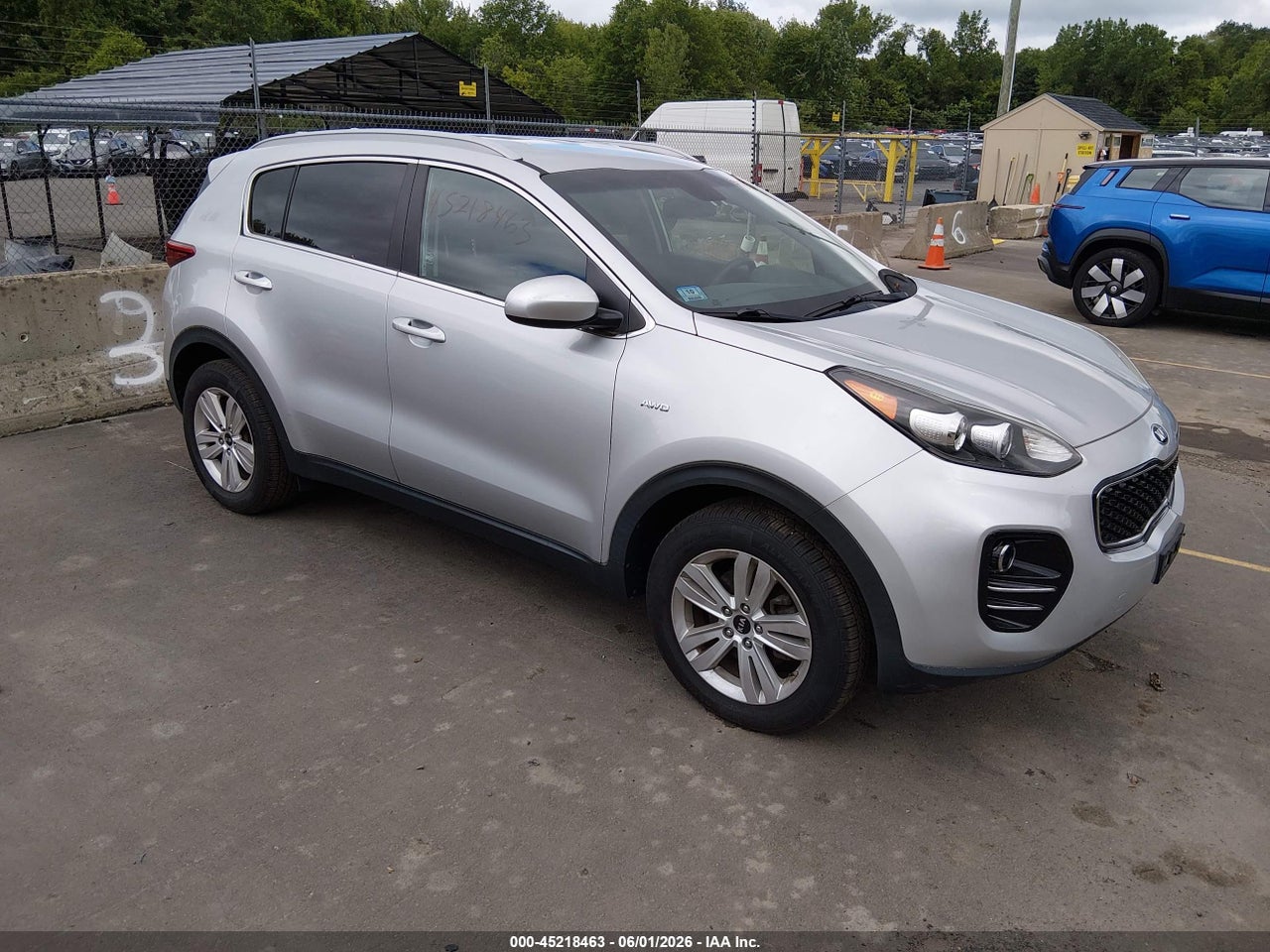 KNDPMCAC7K7****** · 2019 KIA SPORTAGE LX