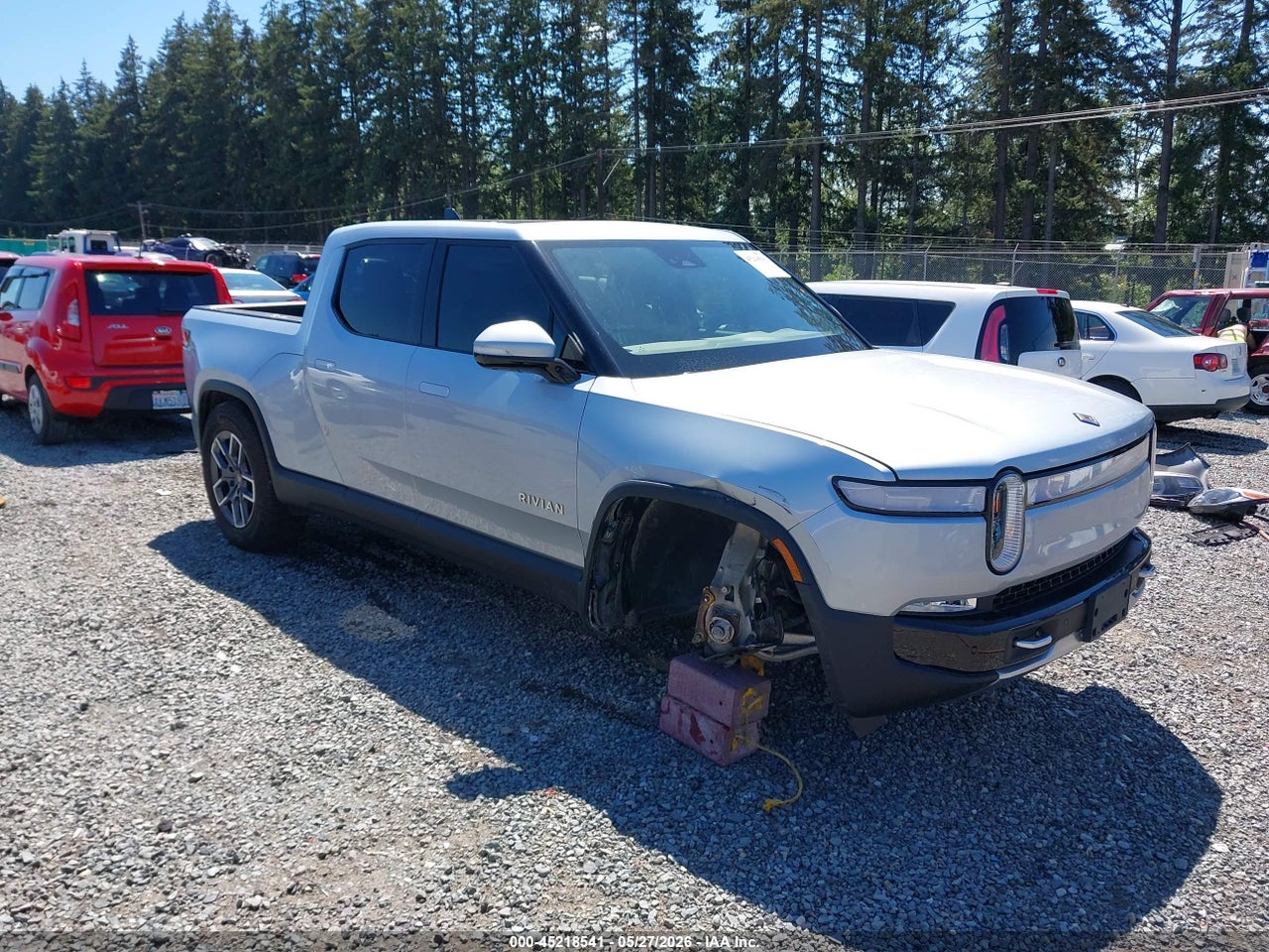 7FCTGAAA7PN****** · 2023 RIVIAN R1T ADVENTURE QUAD MOTOR LARGE PACK