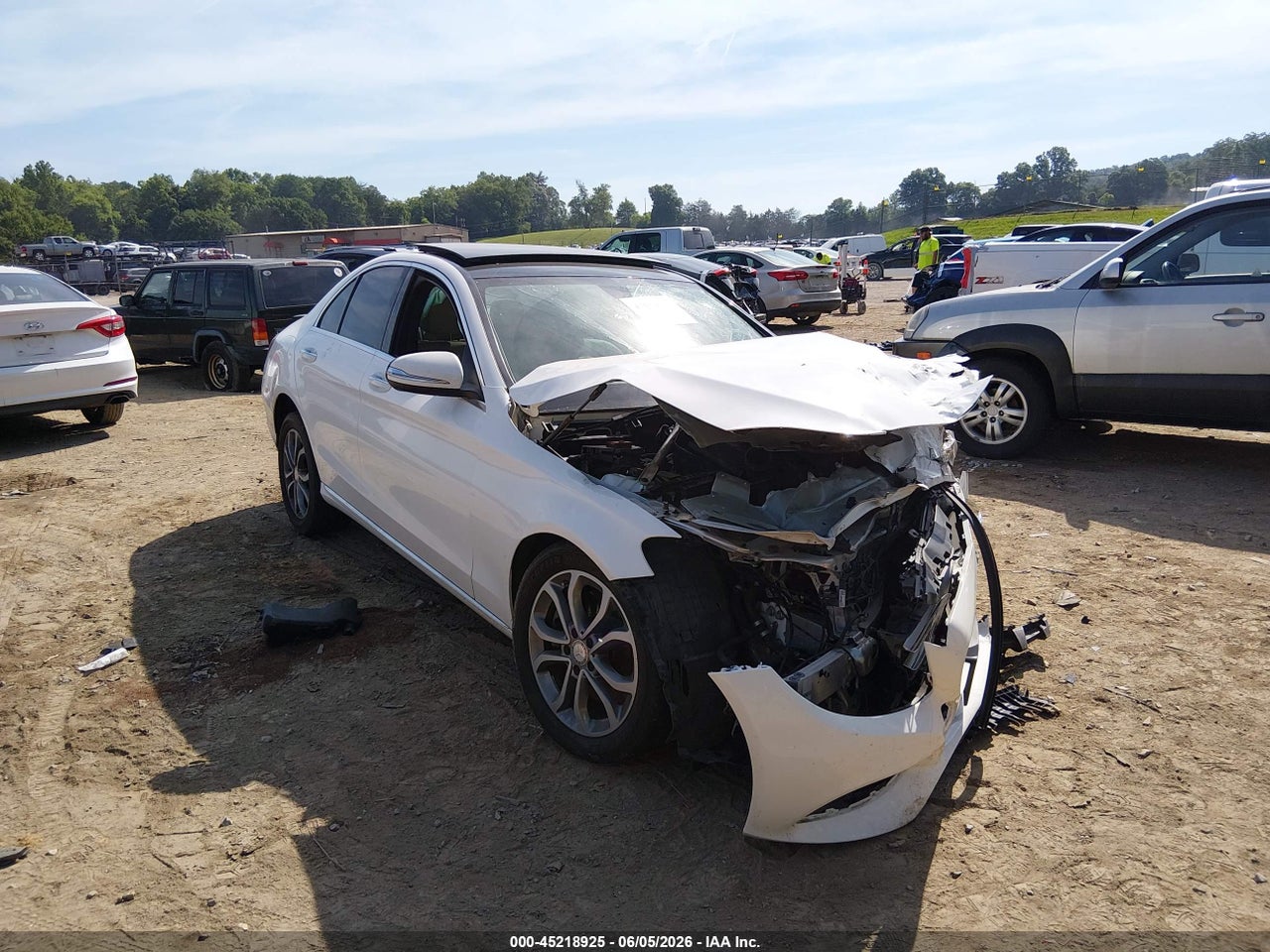 55SWF4KB8FU****** · 2015 MERCEDES-BENZ C 300 4MATIC