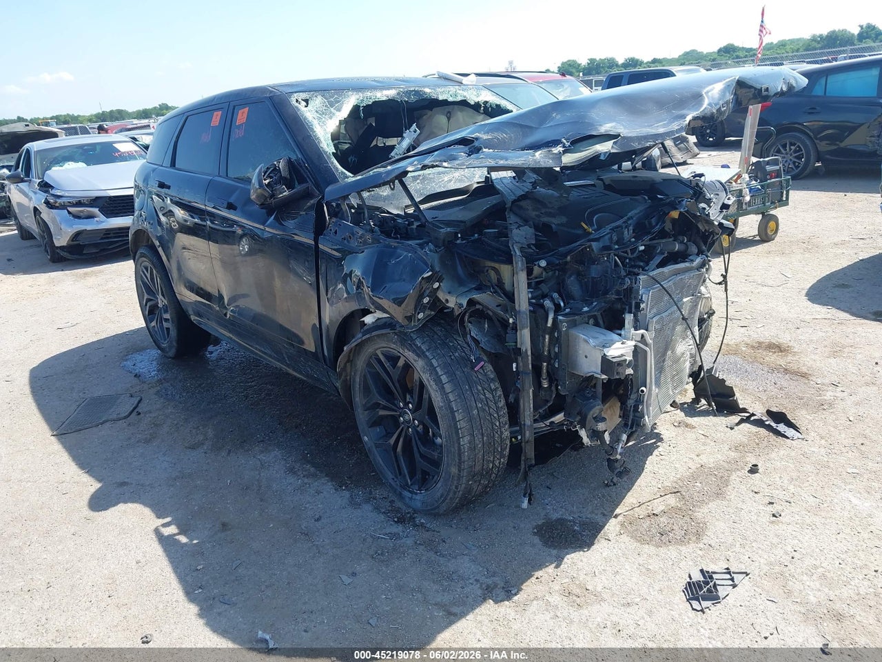 SALZL2FX6NH****** · 2022 LAND ROVER RANGE ROVER EVOQUE R-DYNAMIC SE