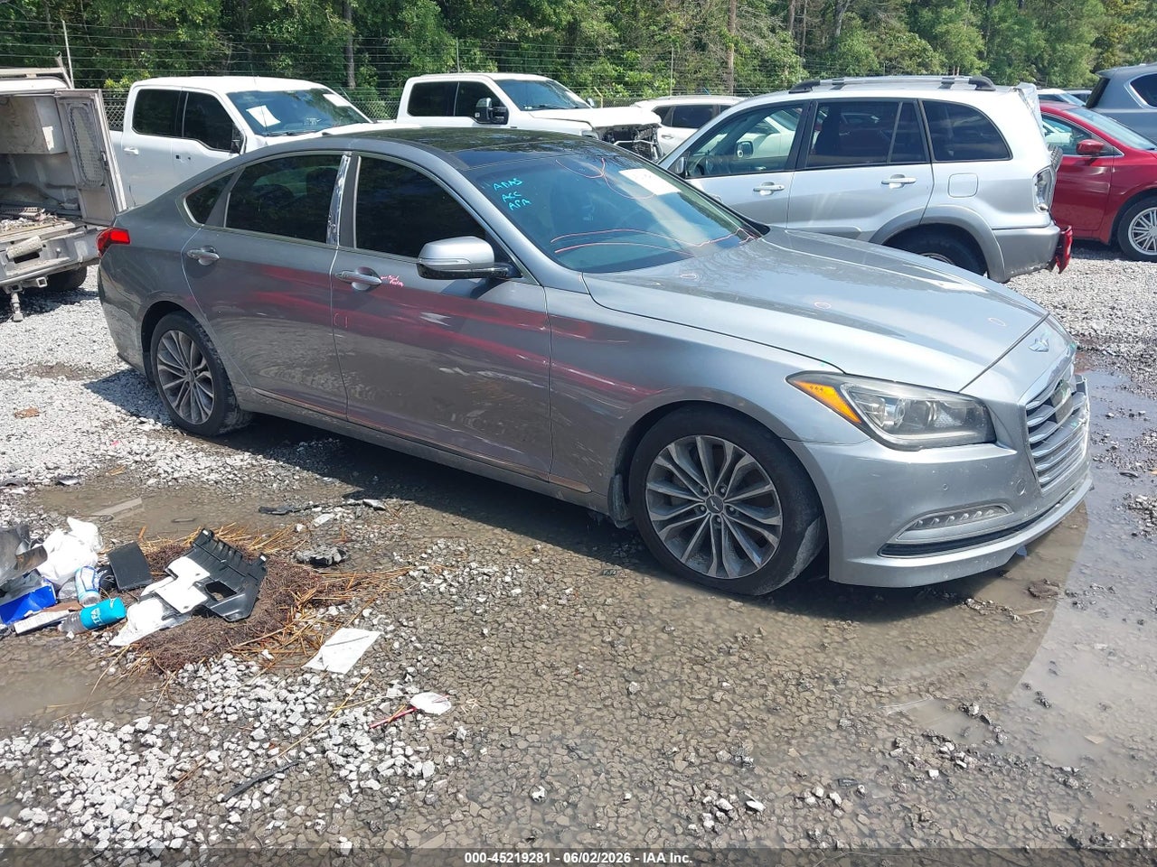 KMHGN4JE9GU****** · 2016 HYUNDAI GENESIS 3.8