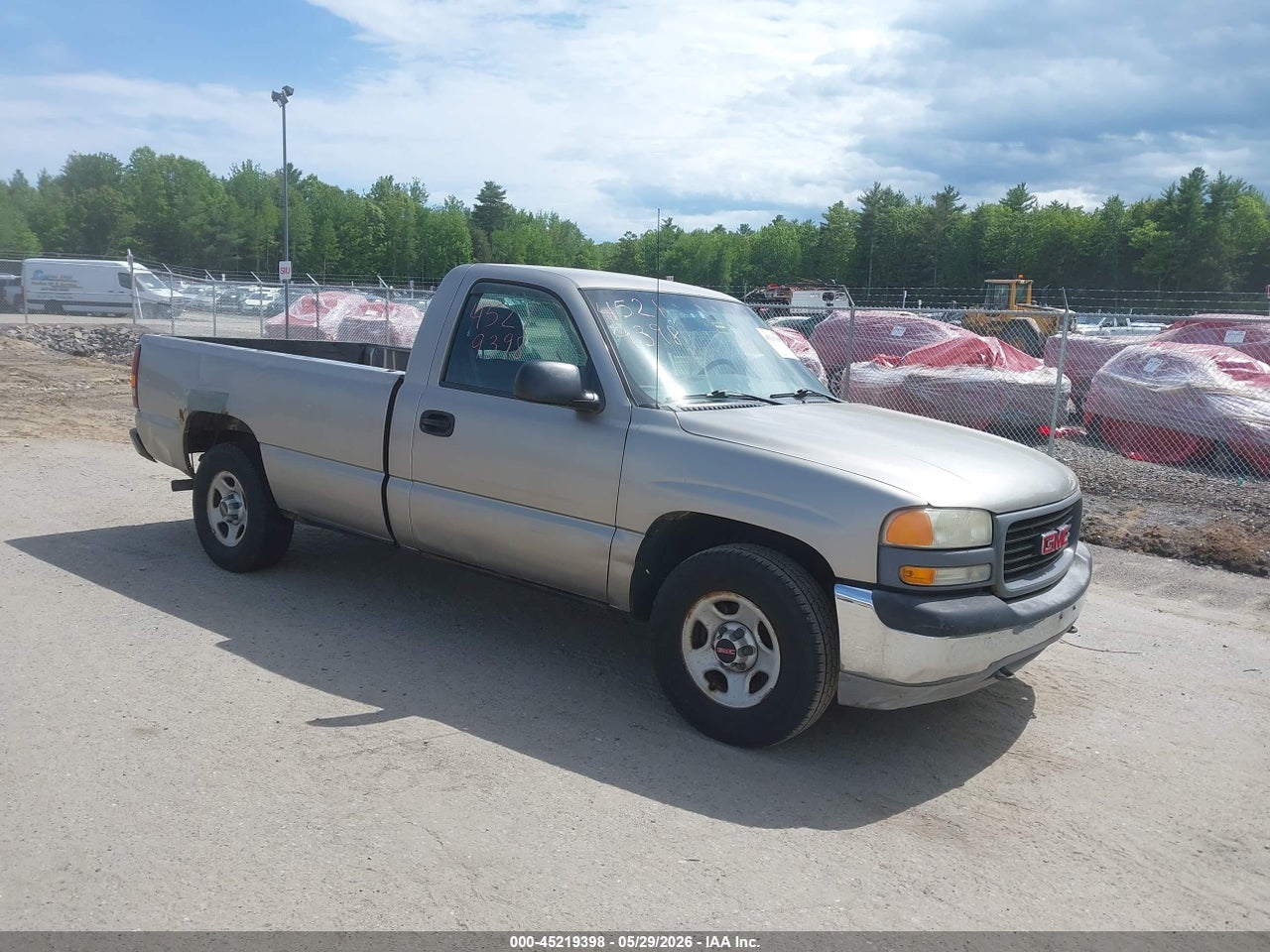 1GTEC14W72Z****** · 2002 GMC SIERRA 1500 STANDARD