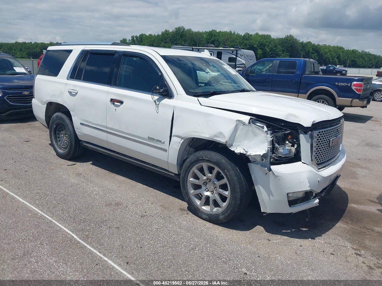 1GKS2CKJ9FR****** · 2015 GMC YUKON DENALI