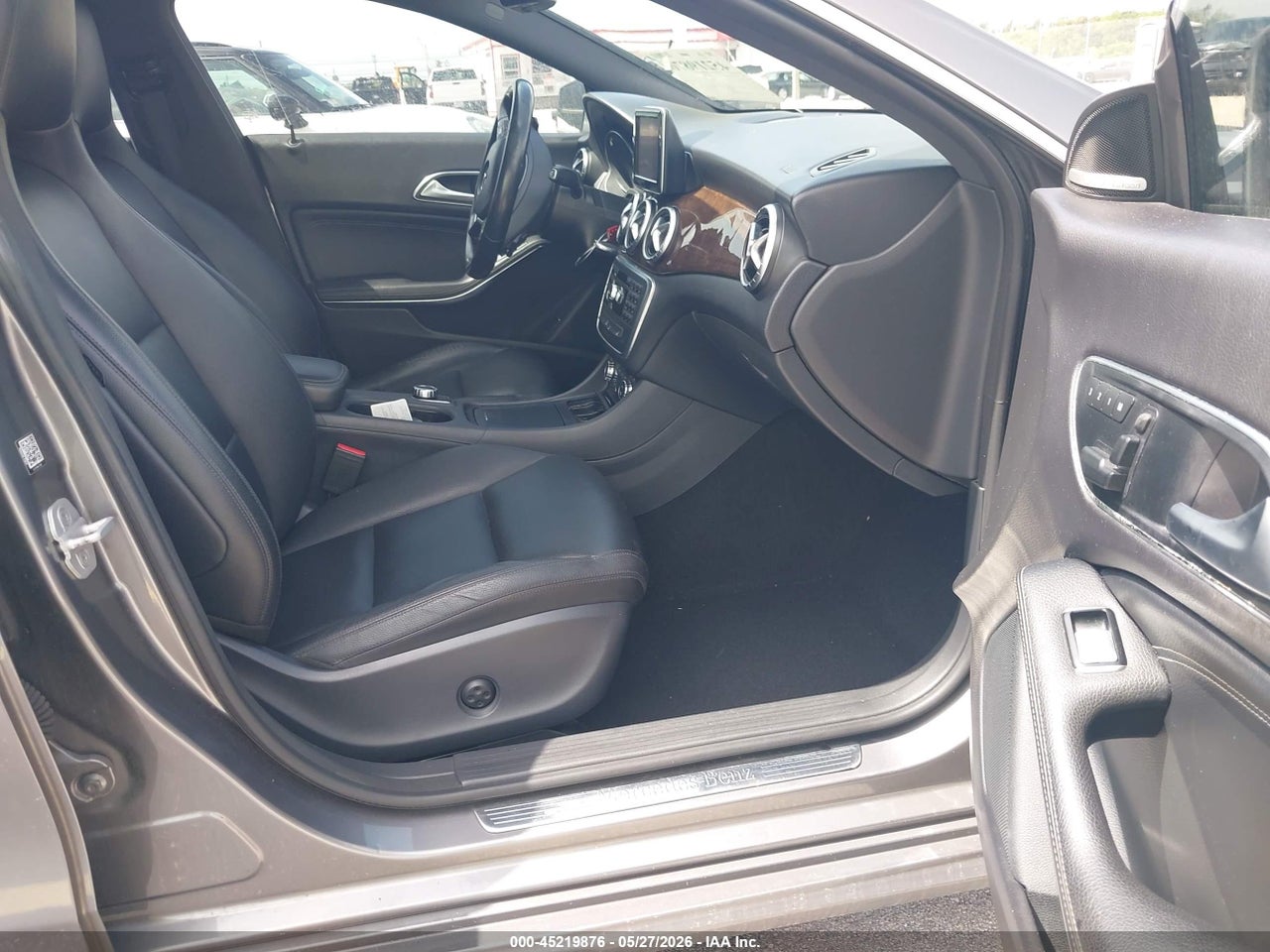 2014 MERCEDES-BENZ CLA 250   · 5/11