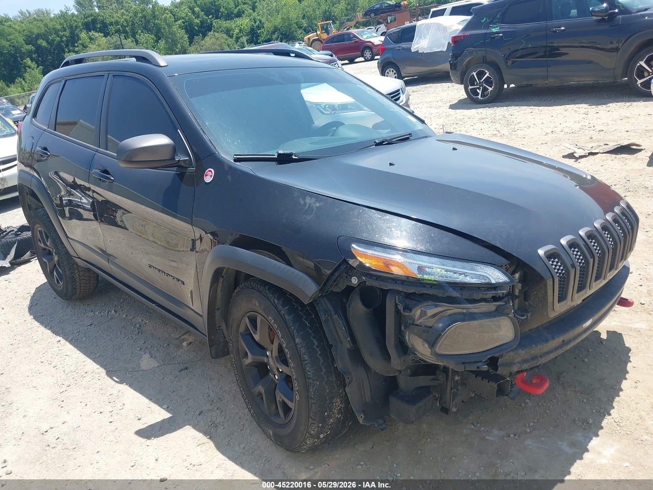 1C4PJMBS2HW****** · 2017 JEEP CHEROKEE TRAILHAWK 4X4