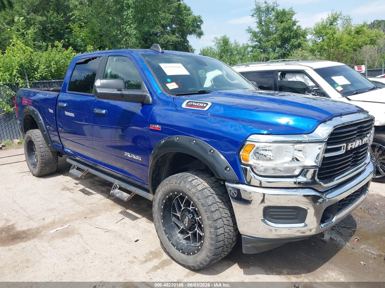 3C6UR5DJ9KG****** · 2019 RAM 2500 BIG HORN  4X4 6'4 BOX