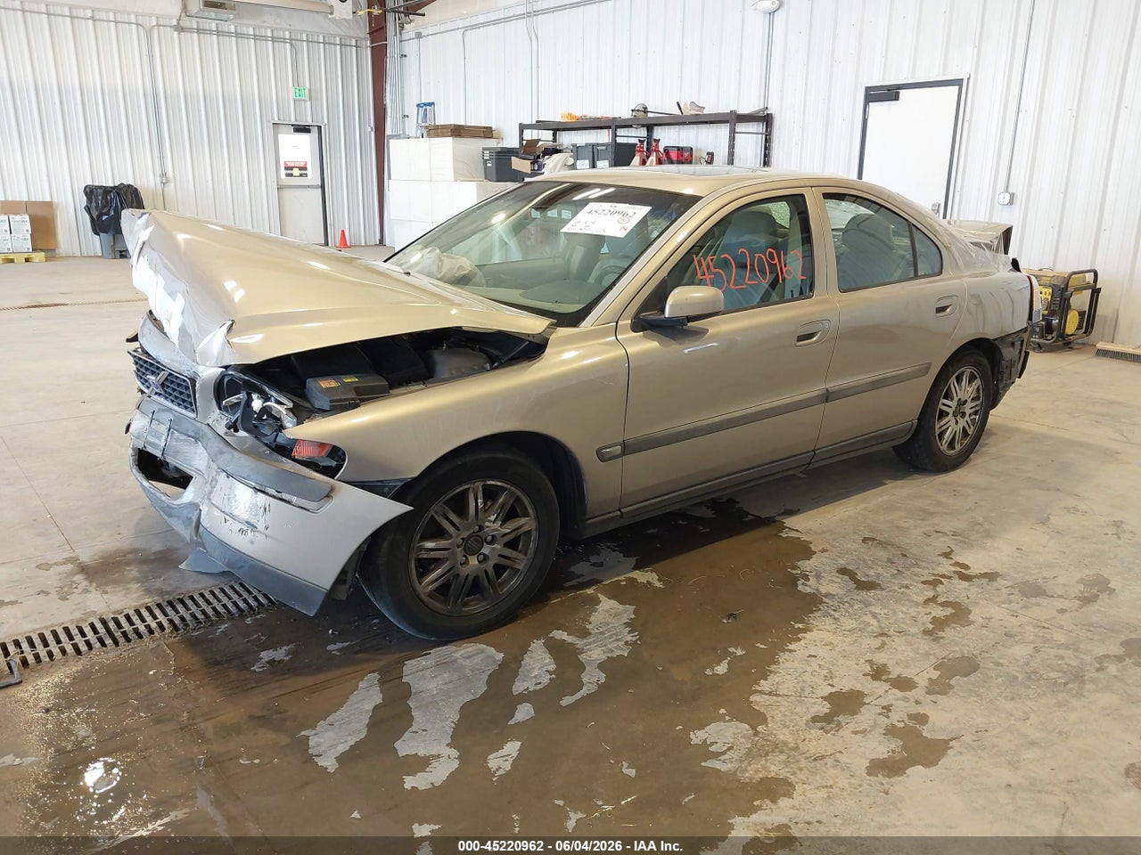 2004 VOLVO S60 2.4 · 2/11