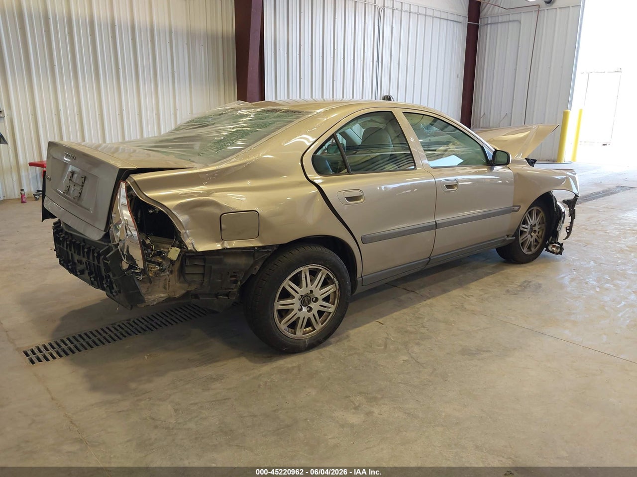 2004 VOLVO S60 2.4 · 4/11