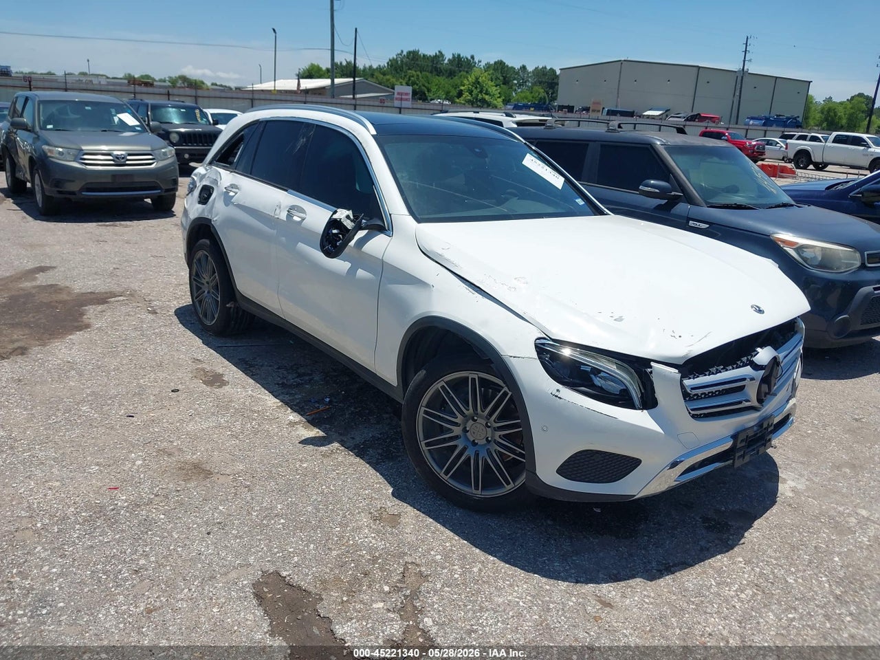 WDC0G4JBXJV****** · 2018 MERCEDES-BENZ GLC 300