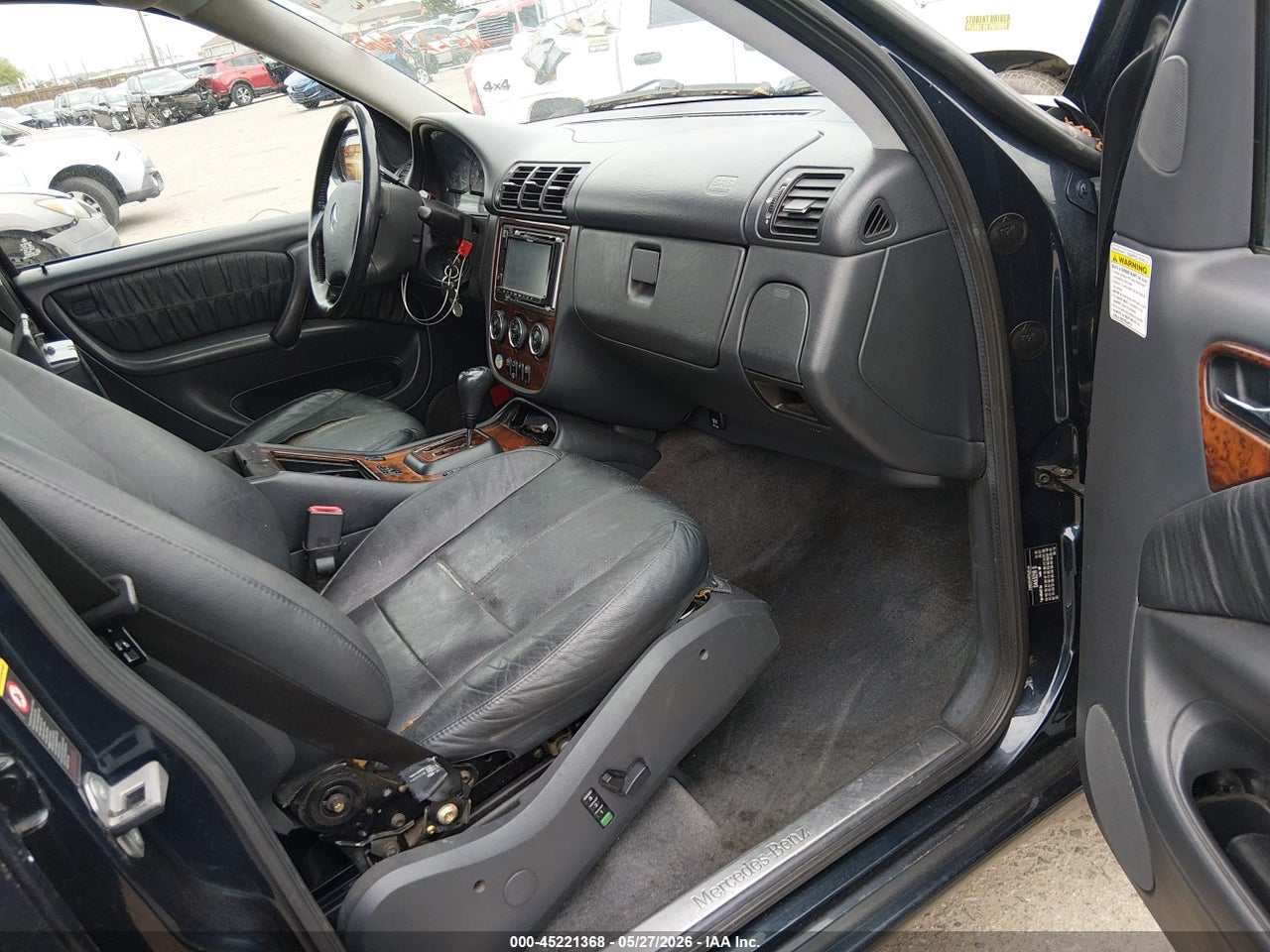 2002 MERCEDES-BENZ ML 320   · 5/11