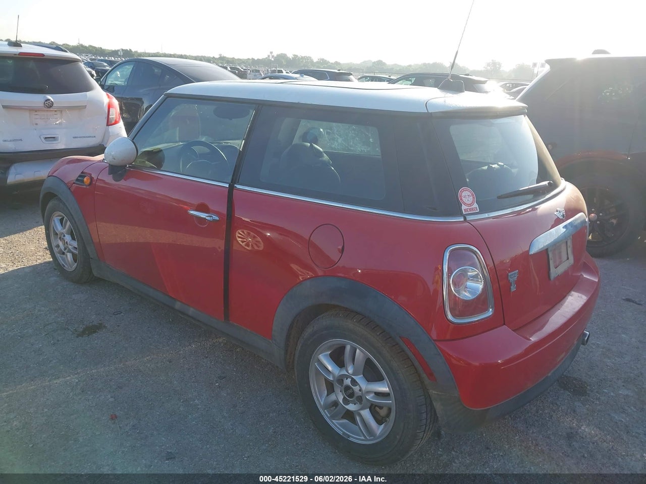 WMWSU3C55DT****** · 2013 MINI HARDTOP COOPER · 3/11