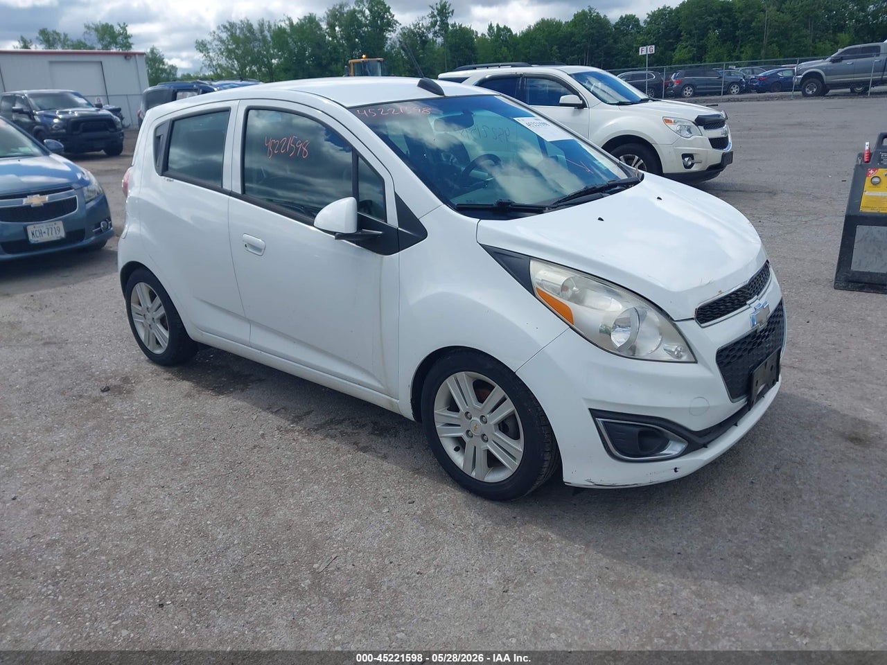 KL8CD6S92FC****** · 2015 CHEVROLET SPARK 1LT CVT