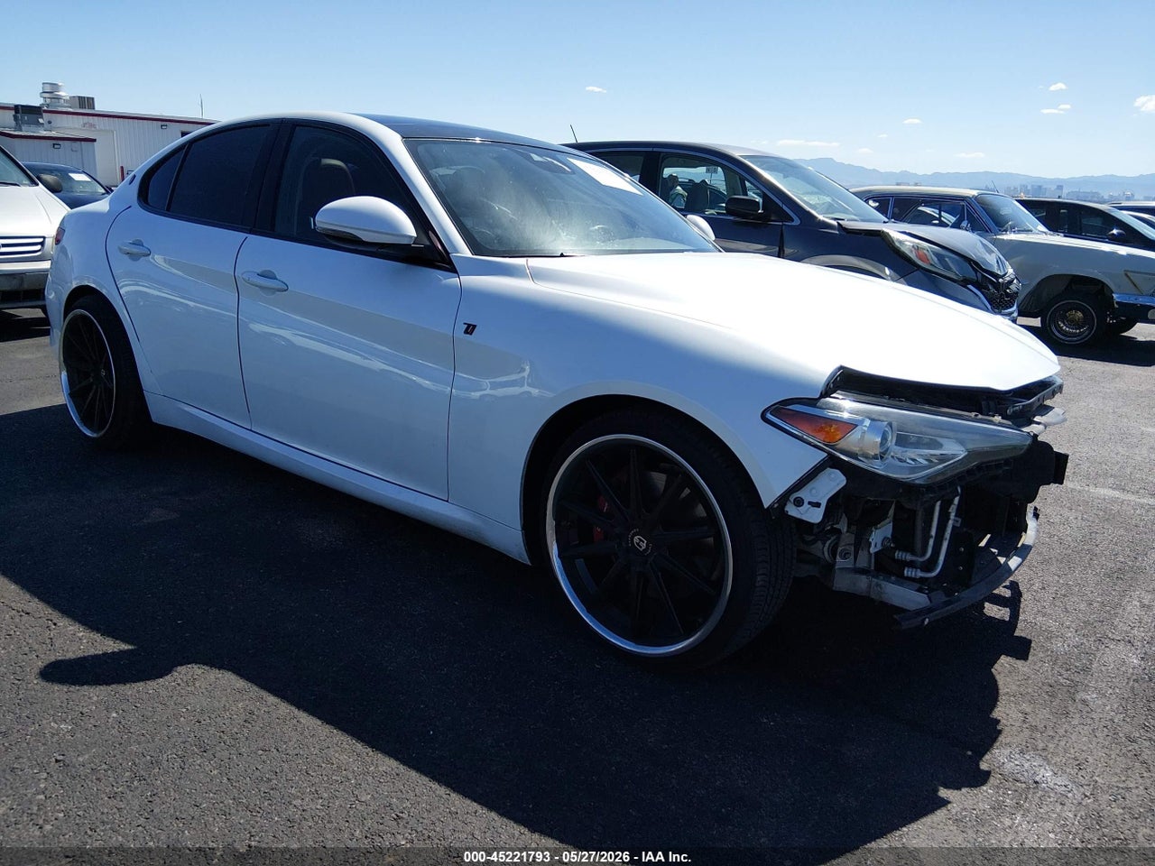 ZARFAECNXH7****** · 2017 ALFA ROMEO GIULIA TI RWD