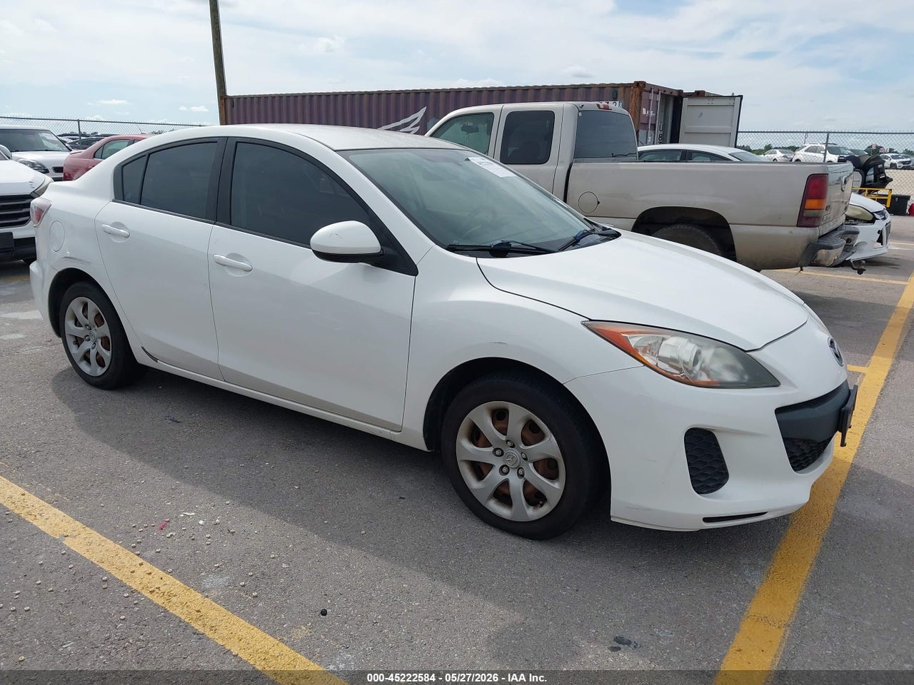 JM1BL1UFXC1****** · 2012 MAZDA MAZDA3 I SPORT