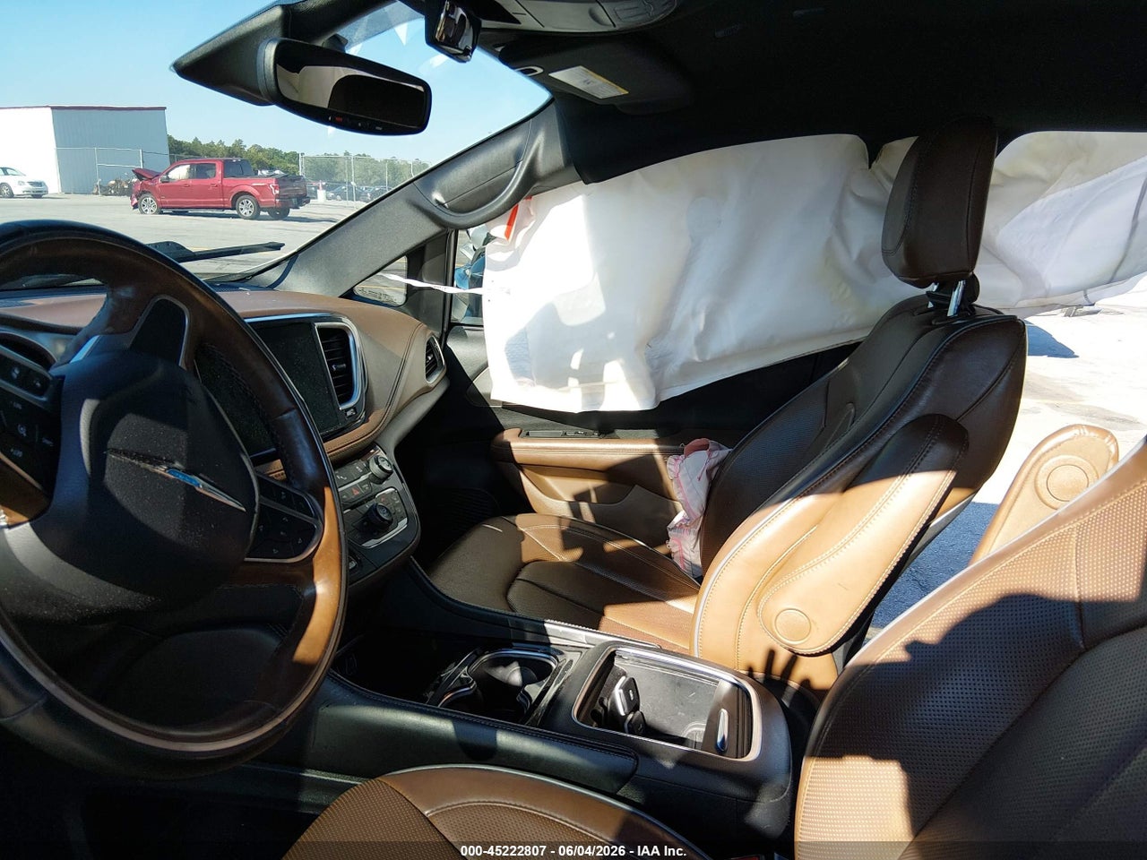 2021 CHRYSLER PACIFICA HYBRID LIMITED · 5/11