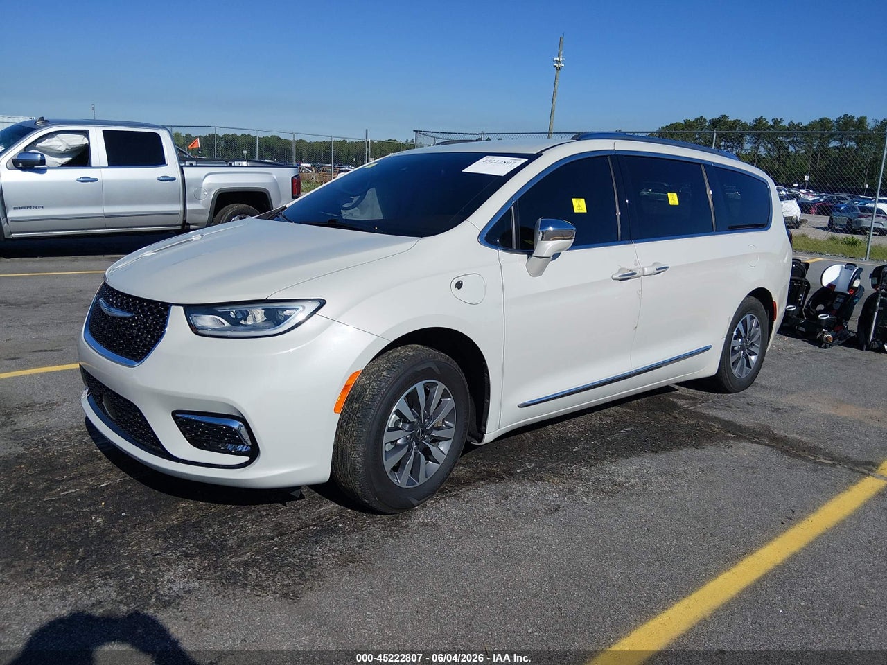 2021 CHRYSLER PACIFICA HYBRID LIMITED · 2/11
