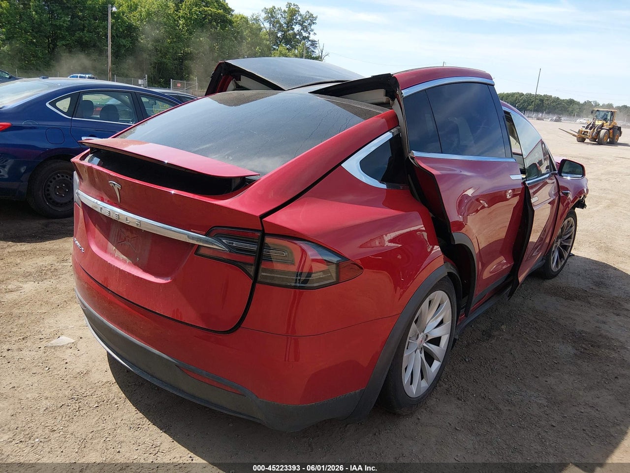 5YJXCAE29JF****** · 2018 TESLA MODEL X   · 4/11
