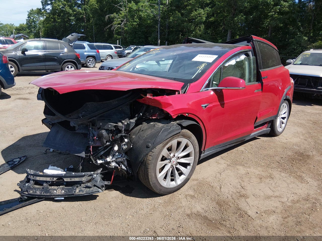 5YJXCAE29JF****** · 2018 TESLA MODEL X   · 2/11