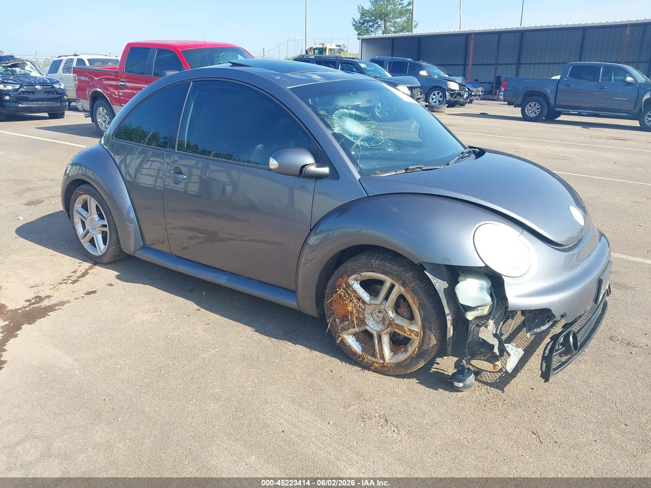 3VWCD31C25M****** · 2005 VOLKSWAGEN NEW BEETLE GLS 1.8T