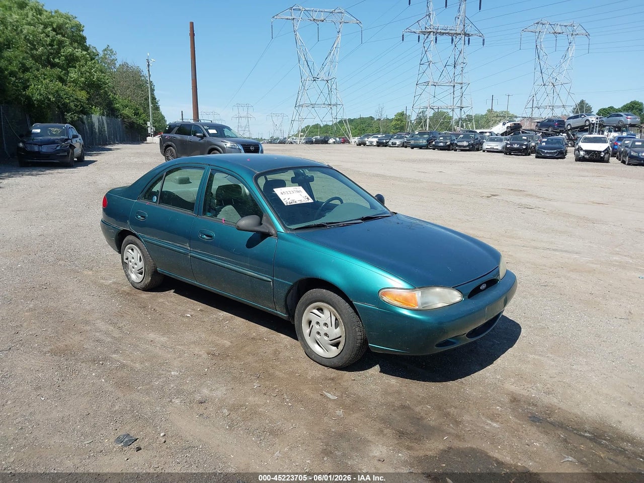 1FAFP13P5WW****** · 1998 FORD ESCORT SE