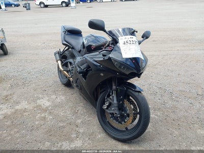 2005 YAMAHA YZFR6 L