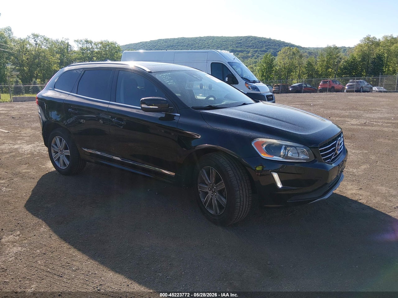 YV440MRU8H2****** · 2017 VOLVO XC60 T5 INSCRIPTION