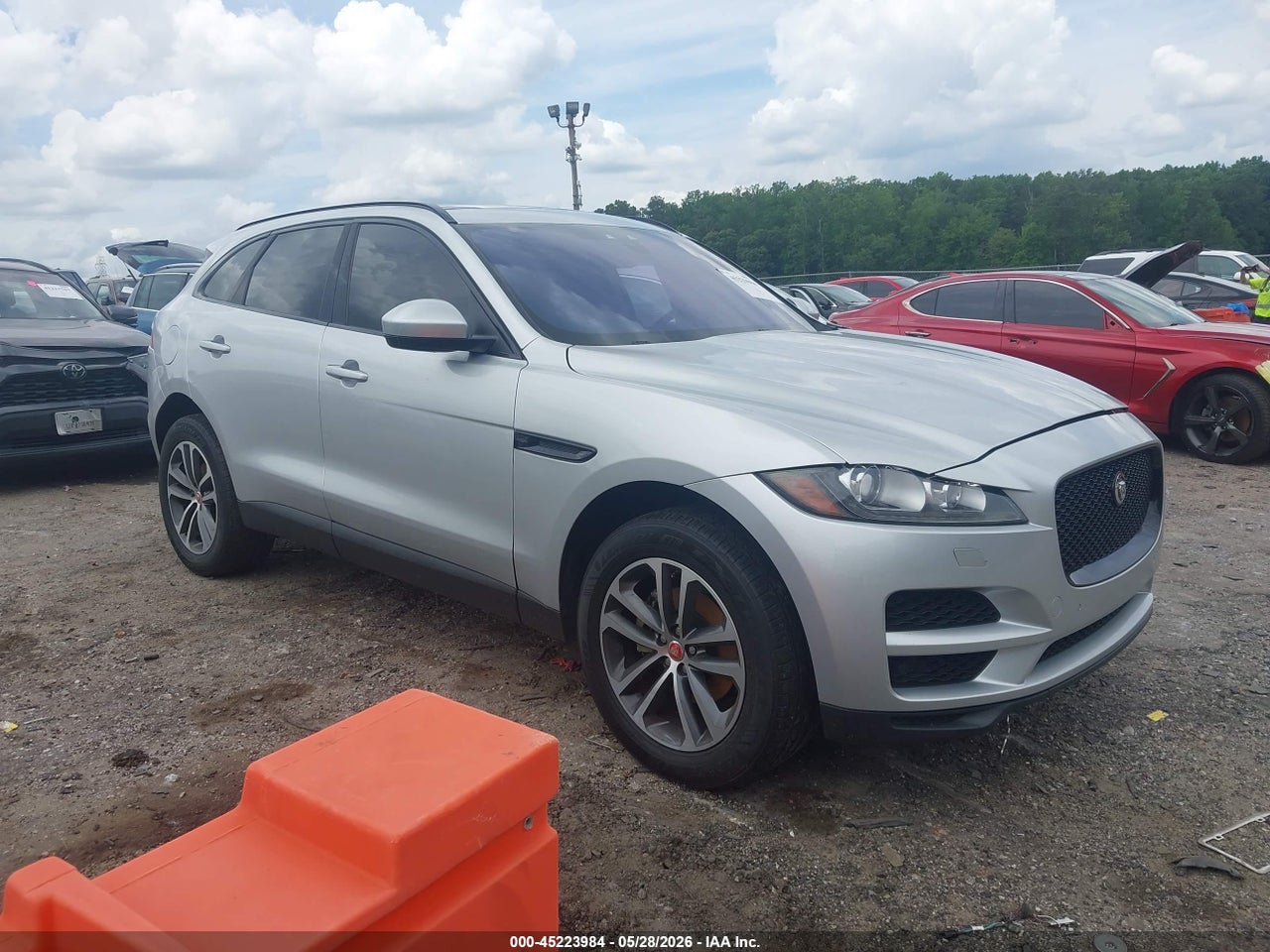 SADCJ2FX5JA****** · 2018 JAGUAR F-PACE 25T PREMIUM