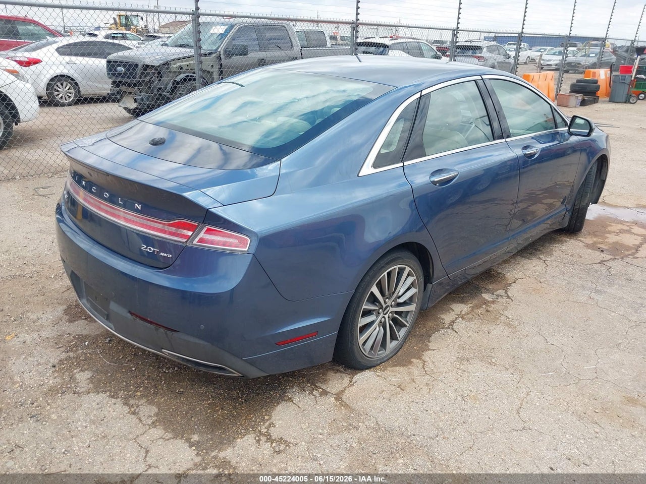 2019 LINCOLN MKZ STANDARD · 4/11