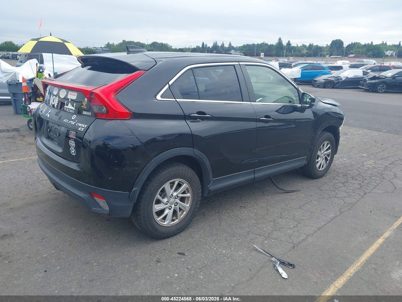 2019 MITSUBISHI ECLIPSE CROSS ES · 4/11