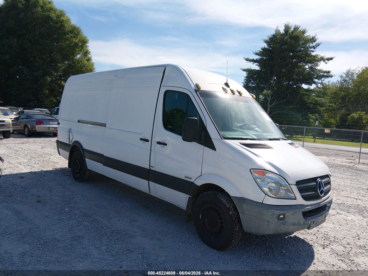 WD3PE8CB9B5****** · 2011 MERCEDES-BENZ SPRINTER 2500 HIGH ROOF