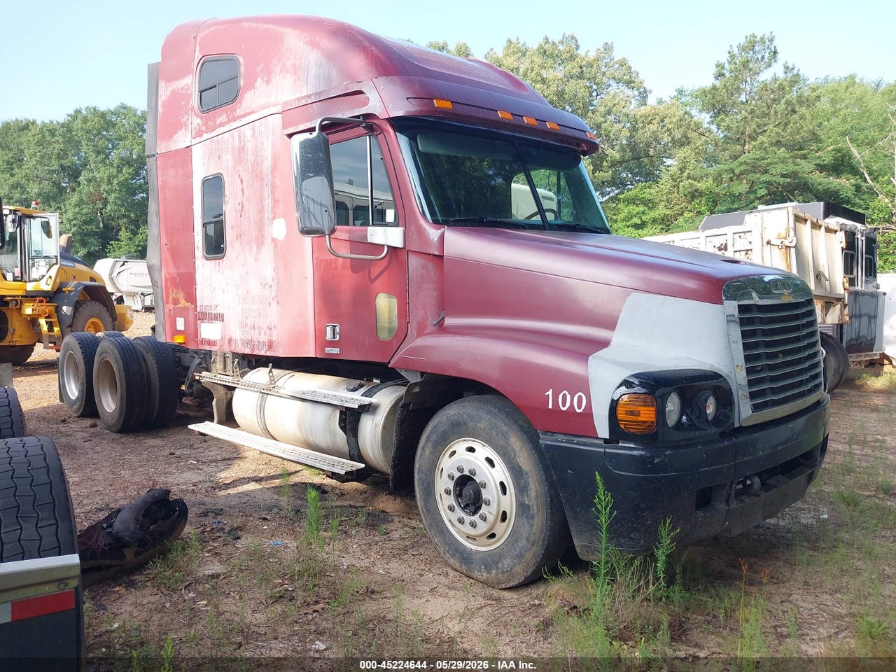1FUYSSEB2VP****** · 1997 FREIGHTLINER CONVENTIONAL FLC120