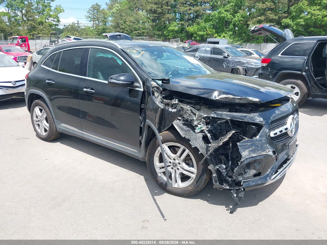 W1N4N4HB7MJ****** · 2021 MERCEDES-BENZ GLA 250 4MATIC