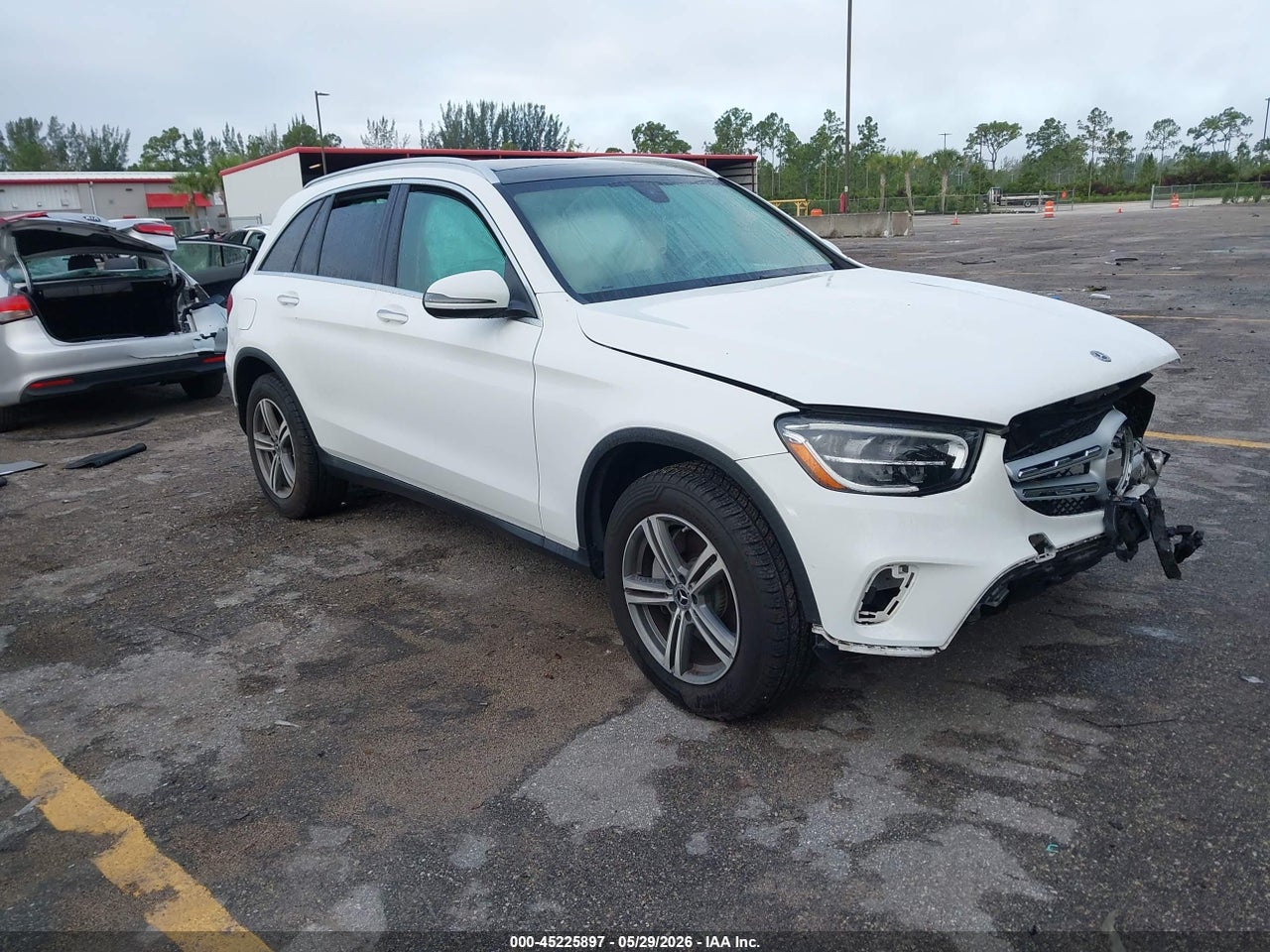 W1N0G8DB9LF****** · 2020 MERCEDES-BENZ GLC 300