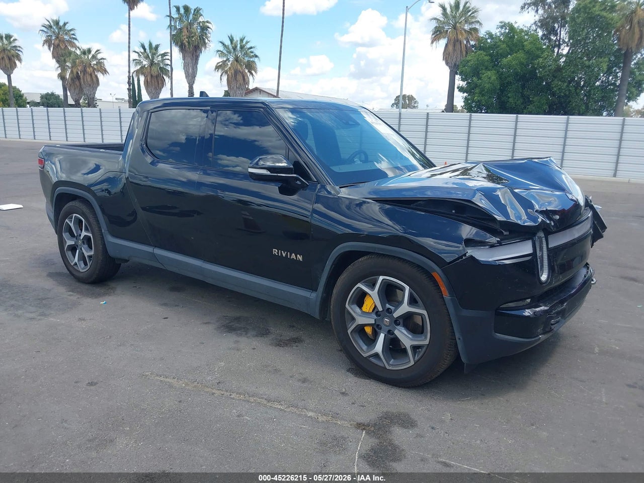 7FCTGAAA1NN****** · 2022 RIVIAN R1T ADVENTURE