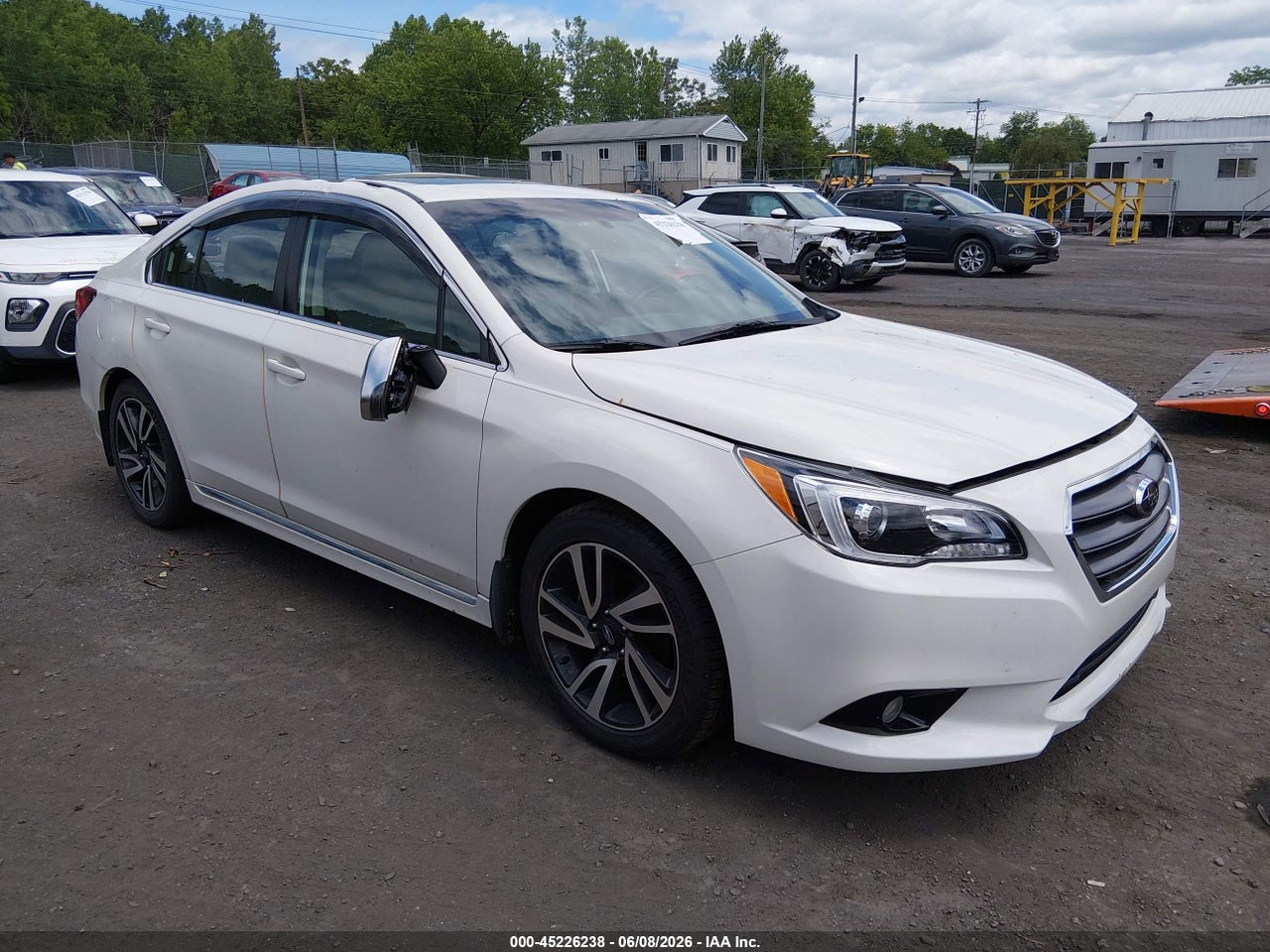 4S3BNAR6XH3****** · 2017 SUBARU LEGACY 2.5I SPORT