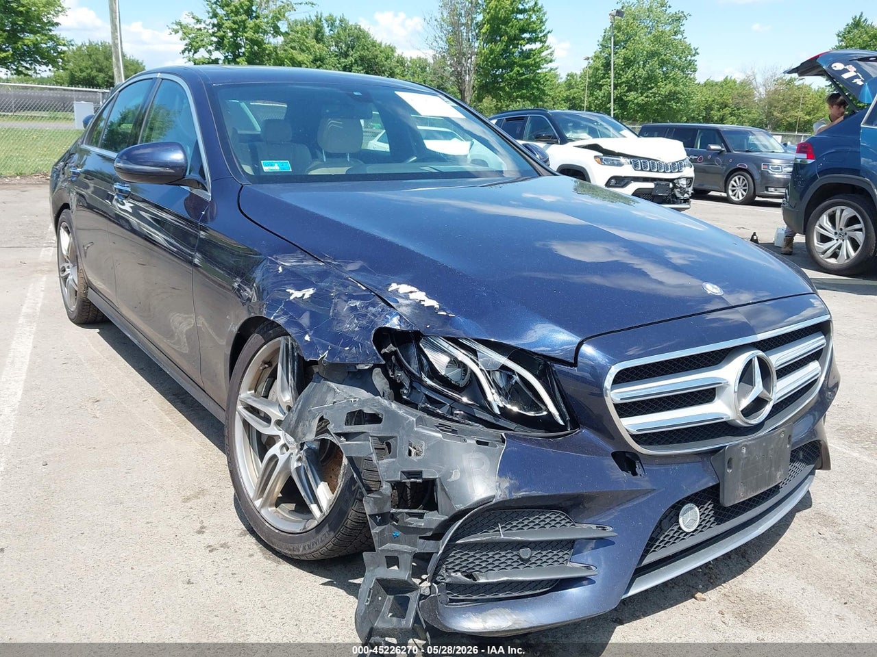 WDDZF4KB7HA****** · 2017 MERCEDES-BENZ E 300 4MATIC