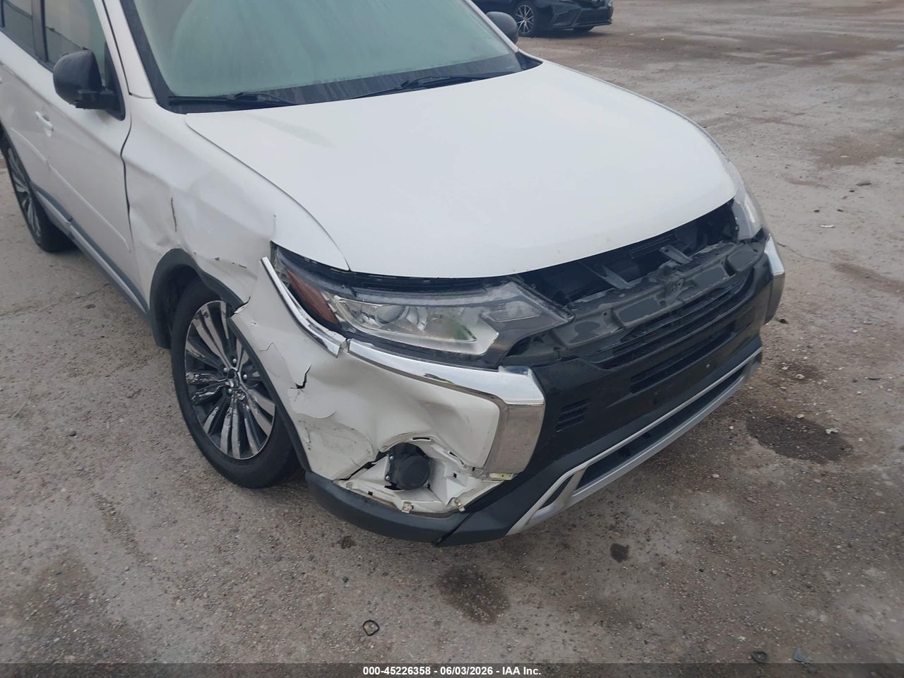 2019 MITSUBISHI OUTLANDER ES · 6/11