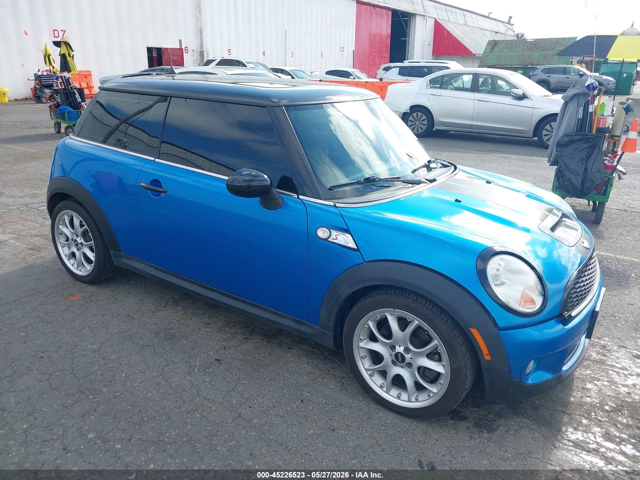 WMWMF73558T****** · 2008 MINI COOPER S