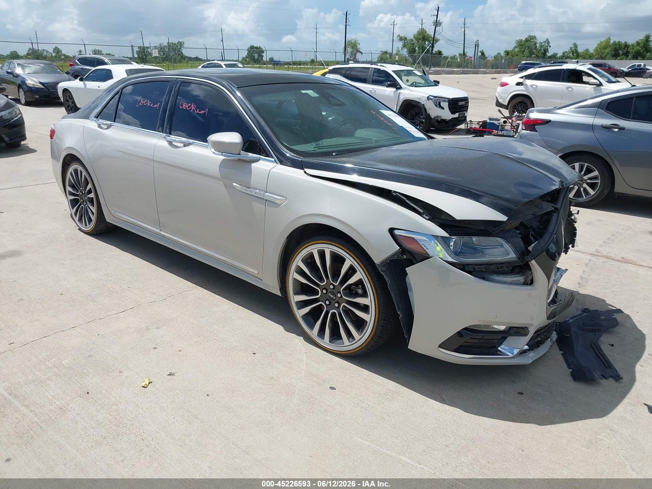 1LN6L9SK5K5****** · 2019 LINCOLN CONTINENTAL SELECT